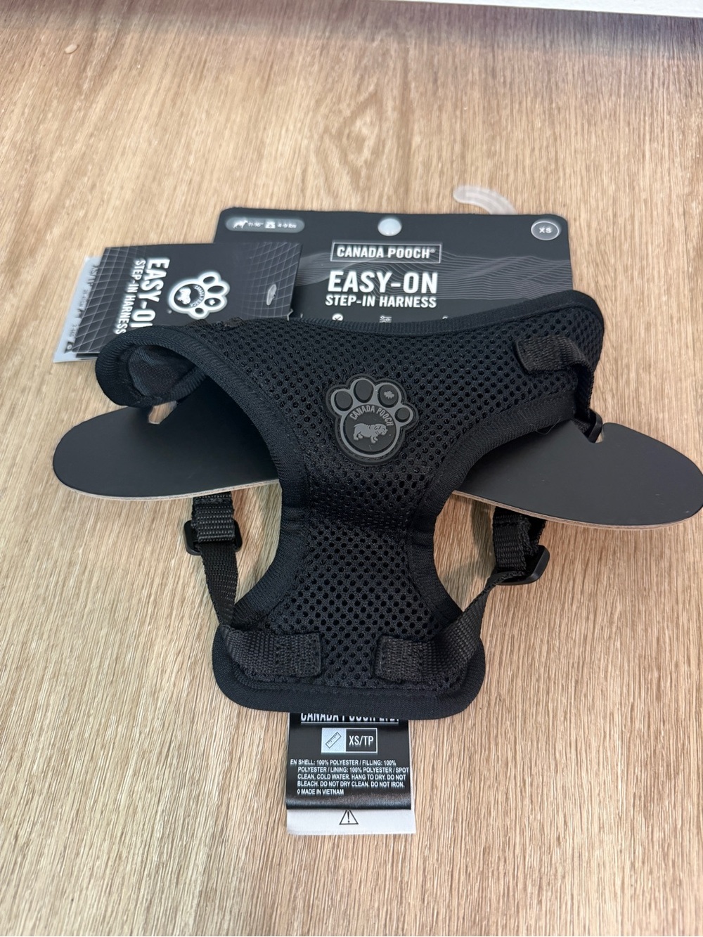 Brand New Canada Pooch Easy-On Step-In Harness size xs